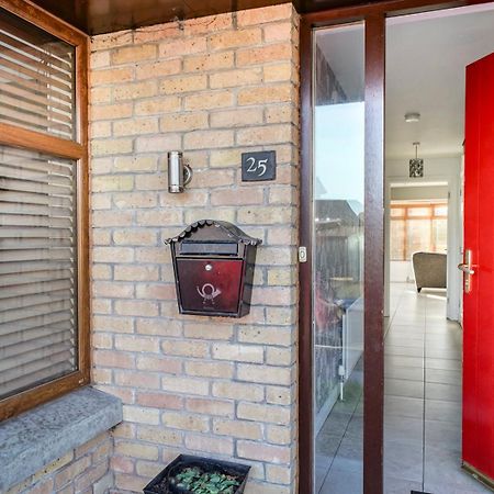 3 Bed House, Quiet Location Close To Bangor Екстериор снимка
